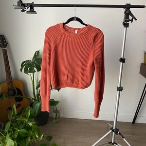 AMERICAN APPAREL rust sweater